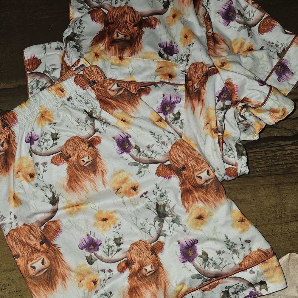 Pajamas with Highland Cow Print